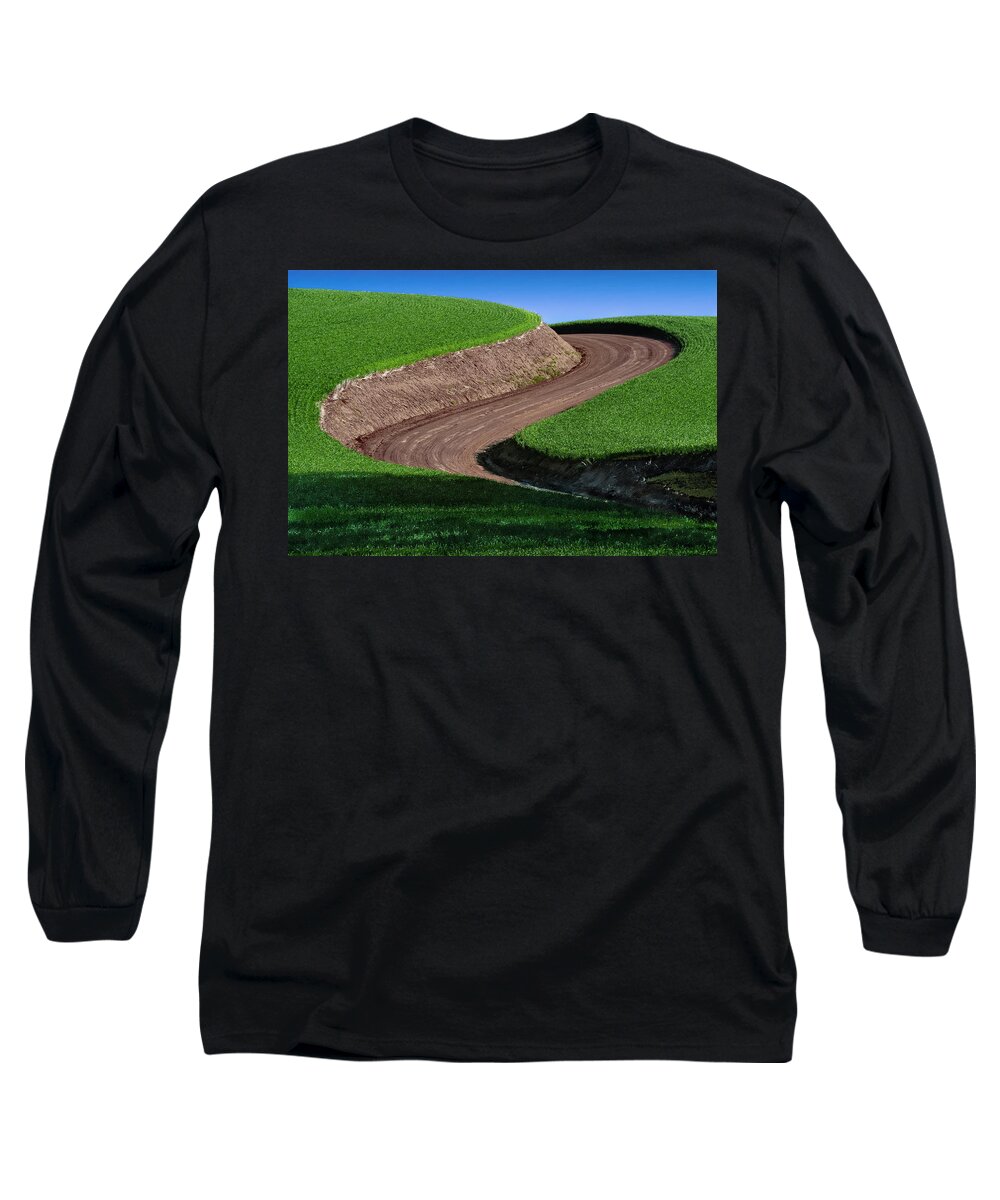 Palouse Long Sleeve T-Shirt featuring the photograph The Curve by Joe Paul