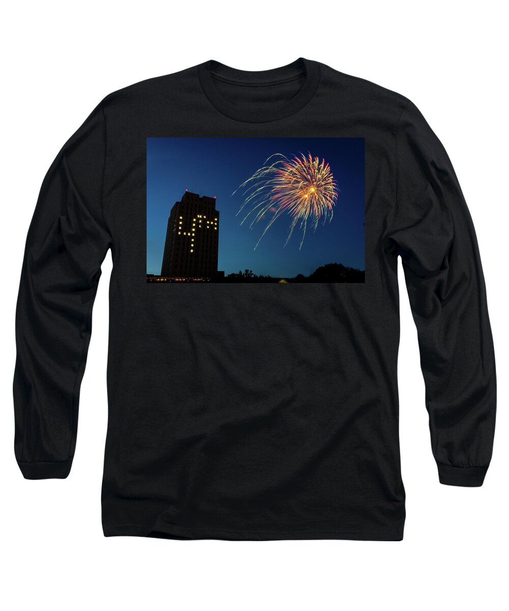 Fireworks Long Sleeve T-Shirt featuring the photograph Bismarck 4th by Craig A Walker