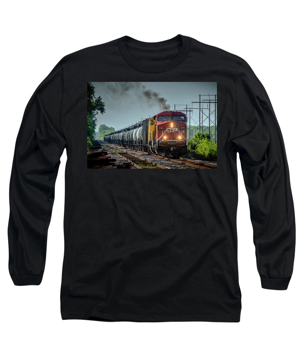 Railroad Long Sleeve T-Shirt featuring the photograph CSX K442 pulls north from the siding at Rankin Kentucky by Jim Pearson