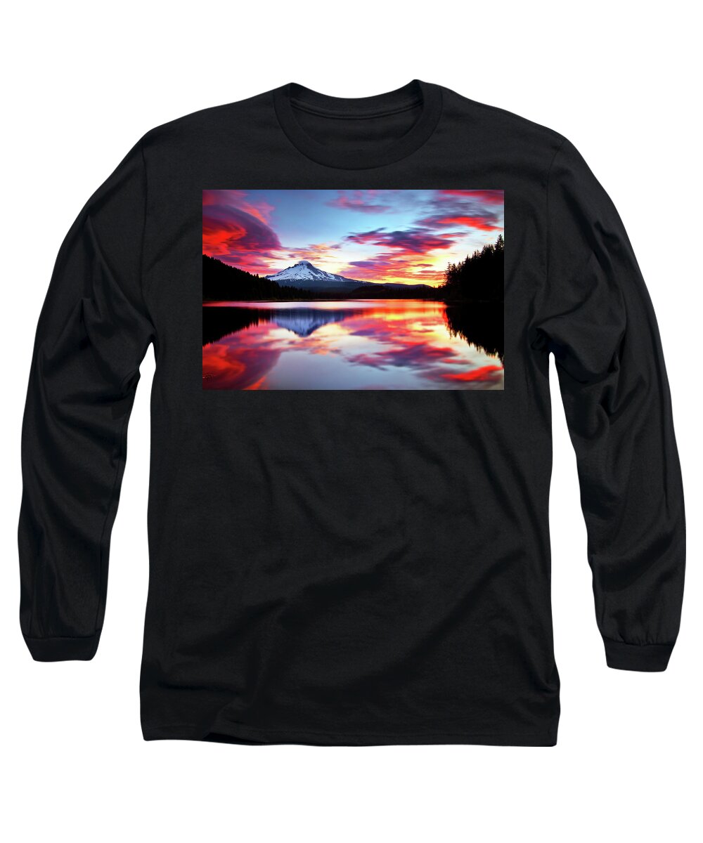 Mount Hood Long Sleeve T-Shirt featuring the photograph Sunrise on the Lake by Darren White