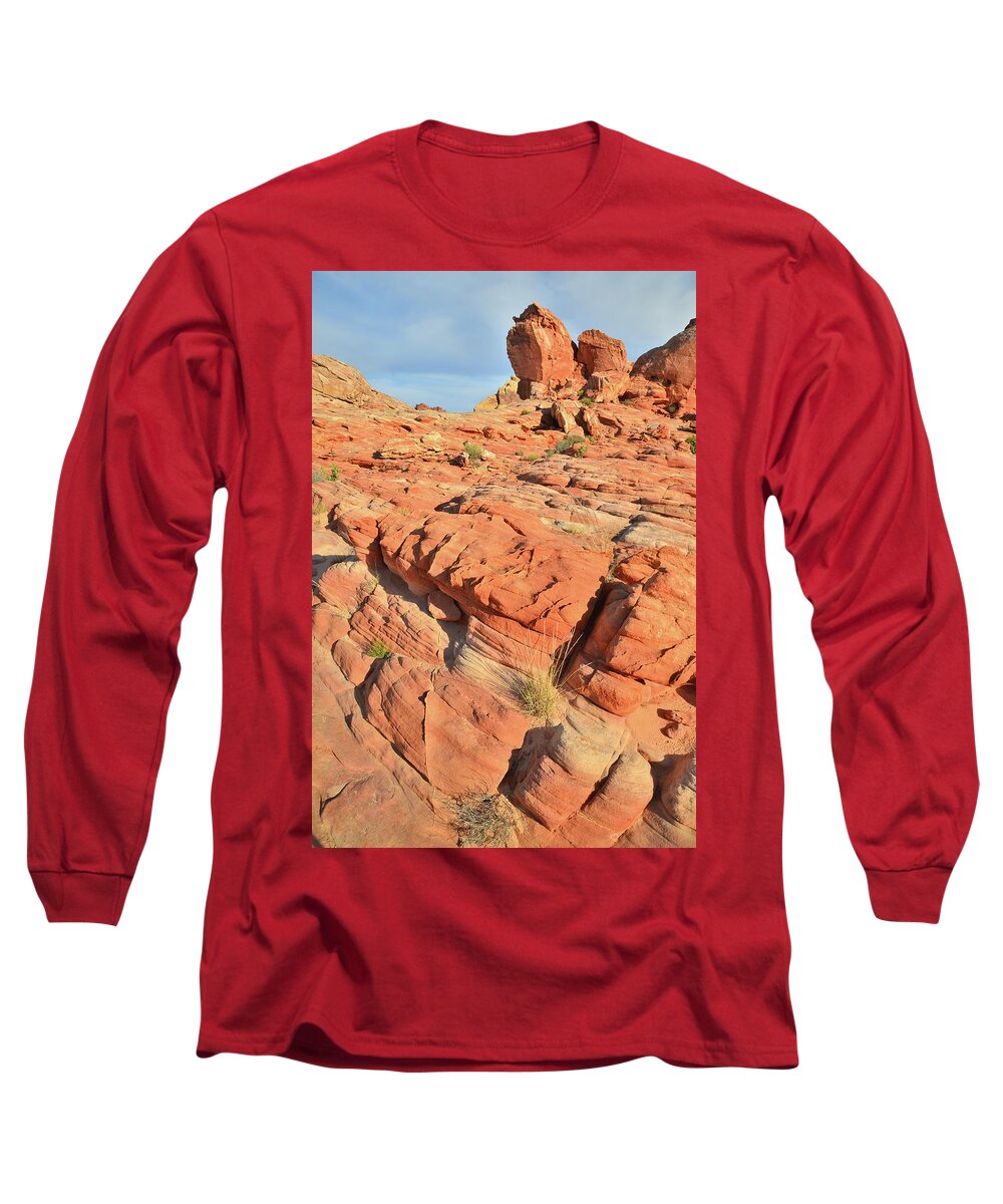 Valley Of Fire State Park Long Sleeve T-Shirt featuring the photograph Sandstone Slope in Valley of Fire #2 by Ray Mathis