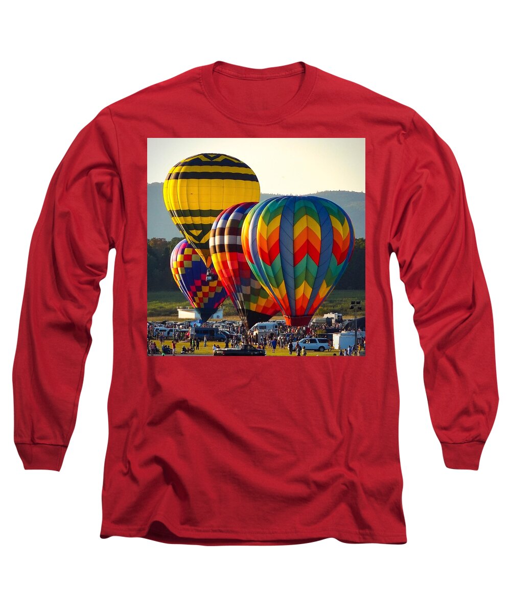  Long Sleeve T-Shirt featuring the photograph Show your colors by Kendall McKernon