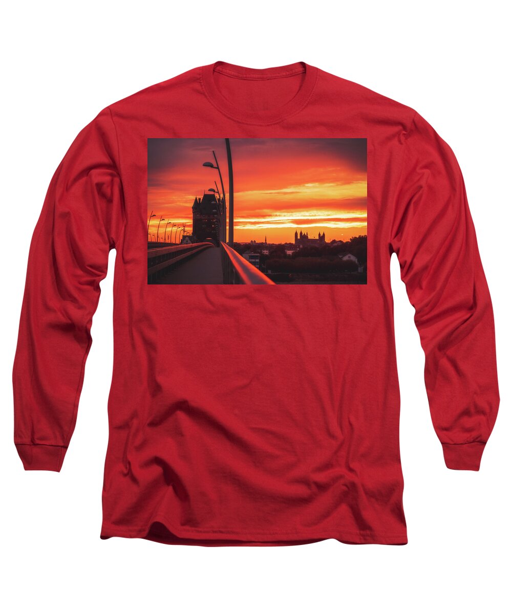 Worms Long Sleeve T-Shirt featuring the photograph Dusk in Worms by Marc Braner