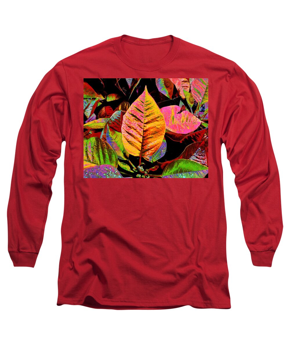 Leaf Long Sleeve T-Shirt featuring the photograph A Leaf Among Leaves by Andrew Lawrence