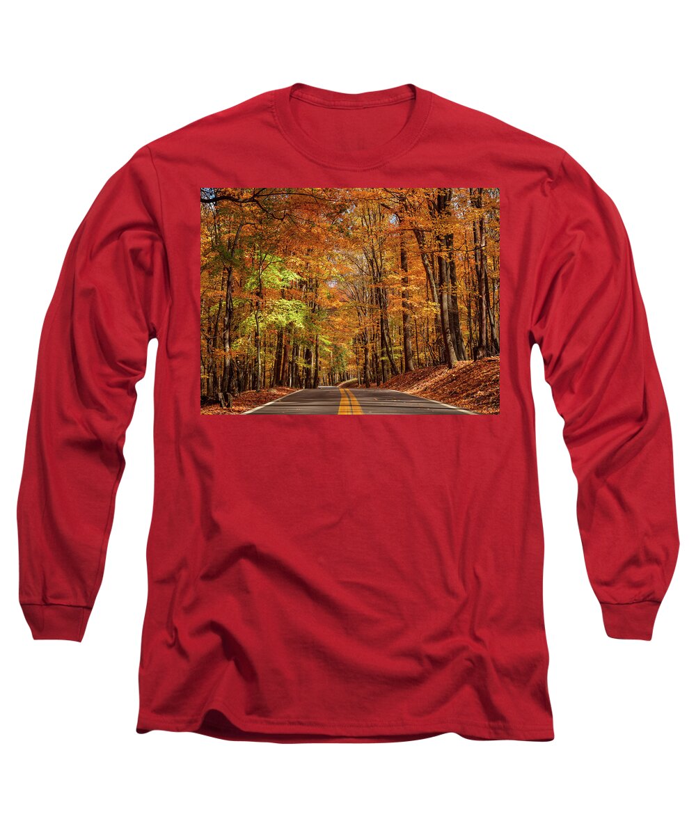 Coopers Rock State Park Long Sleeve T-Shirt featuring the photograph Road leading to Coopers Rock state park overlook in WV by Steven Heap