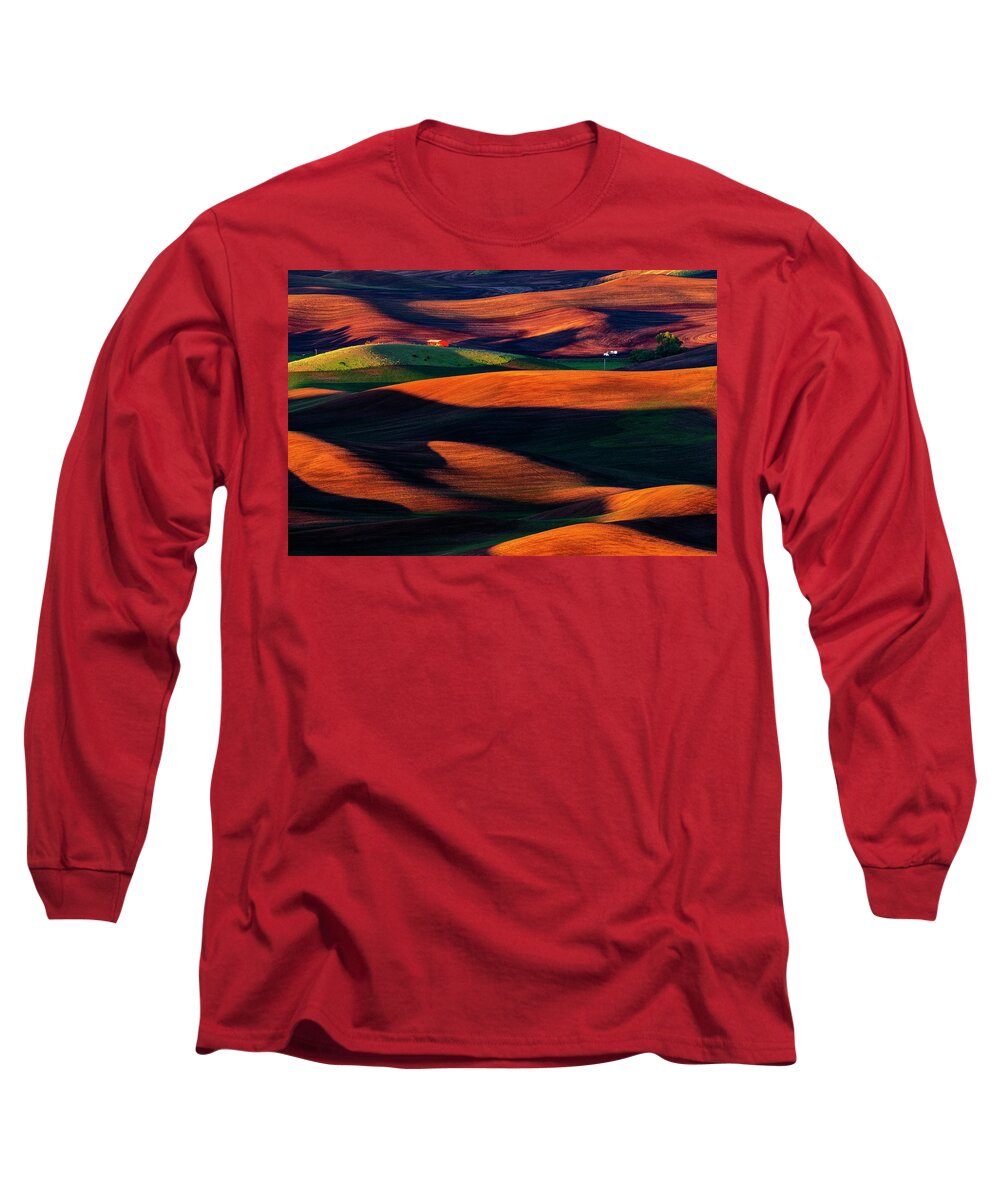 Palouse Long Sleeve T-Shirt featuring the photograph Rolling Hills by Yoshiki Nakamura
