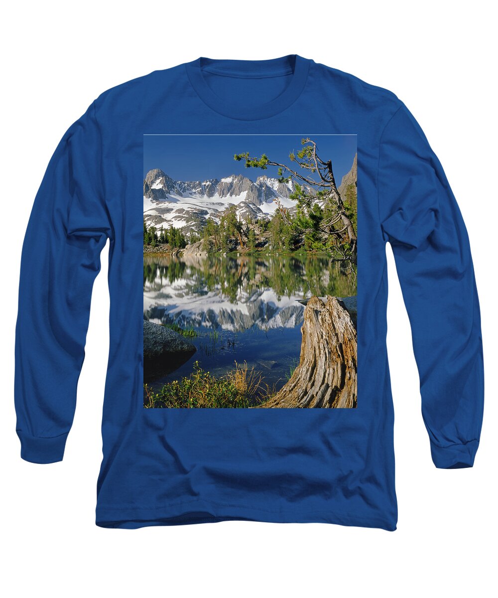 Palisade Peaks Long Sleeve T-Shirt featuring the photograph 2M6443-V-Palisade Peaks and Summit Lake V by Ed Cooper Photography