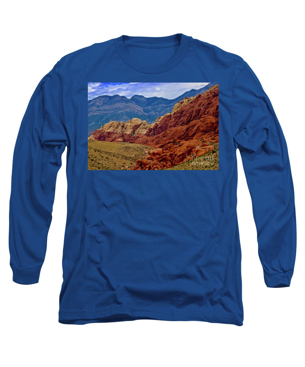 Red Rock National Park Long Sleeve T-Shirt featuring the photograph Colorful Red Rock by Craig Wood