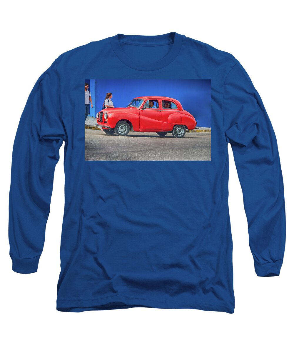 A40 Long Sleeve T-Shirt featuring the photograph It Speaks Cuba to Me by Bert Peake