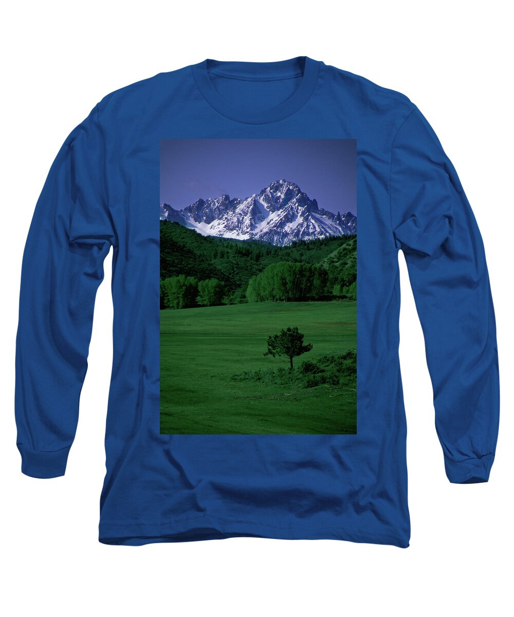 Colorado Long Sleeve T-Shirt featuring the photograph Mt Sneffels 1 by Lynda Fowler