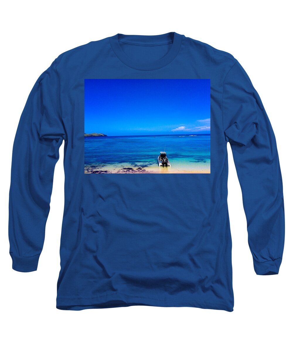 Fiji Long Sleeve T-Shirt featuring the photograph Setting Off by Jeremy Guerin