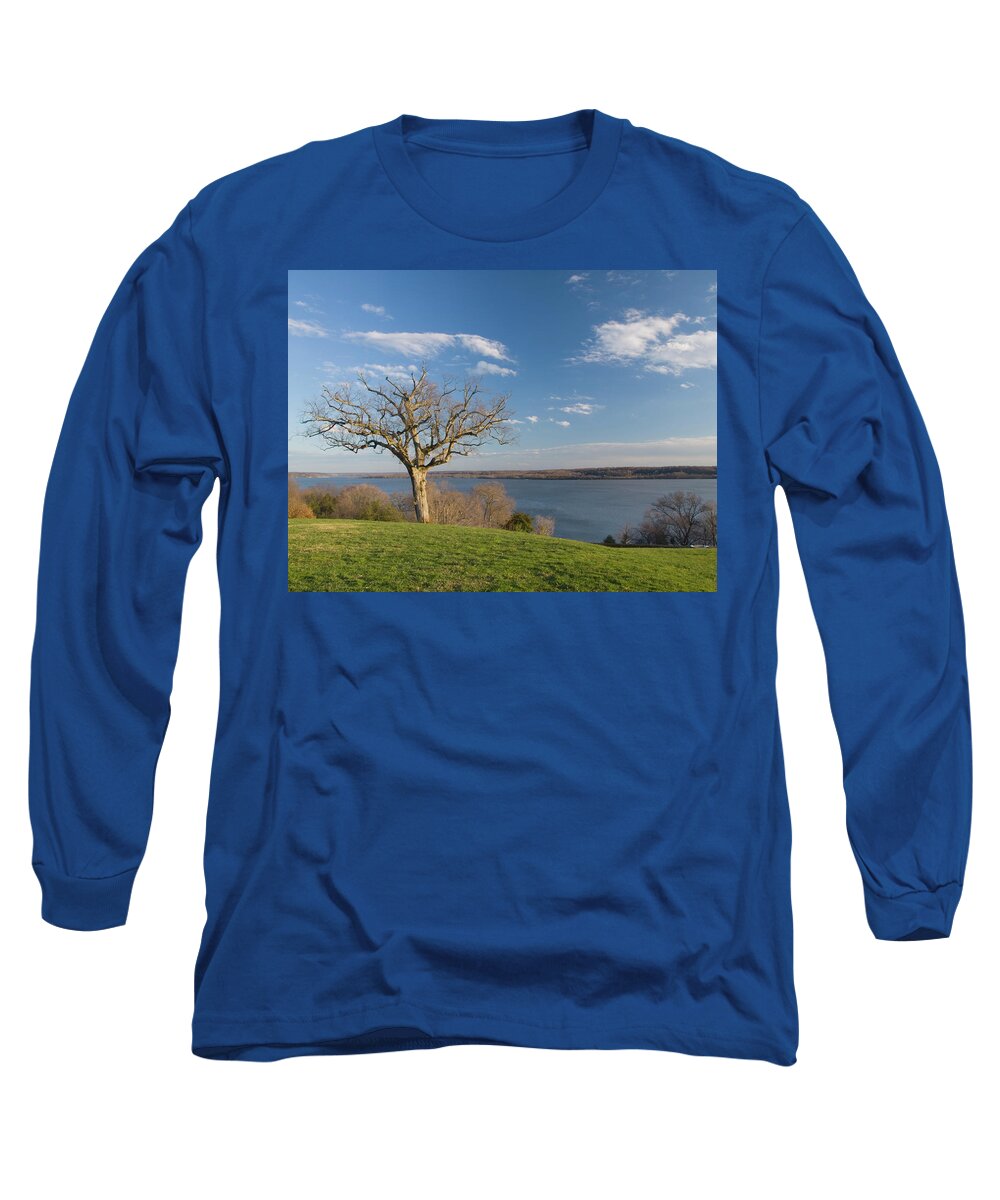 Virginia Long Sleeve T-Shirt featuring the photograph Mount Veron Tree by Tara Krauss