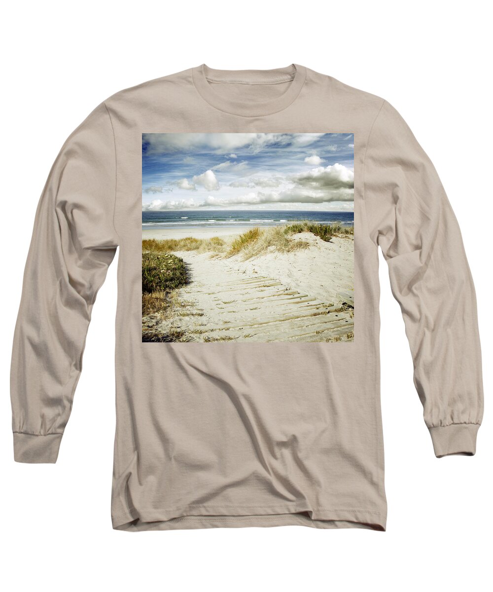 Beach Long Sleeve T-Shirt featuring the photograph Beach view by Les Cunliffe