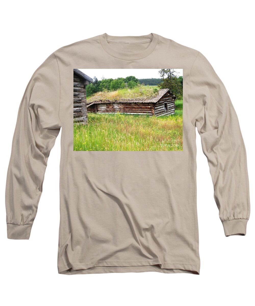 Sod Roof Long Sleeve T-Shirt featuring the photograph Bear Springs by Ann E Robson