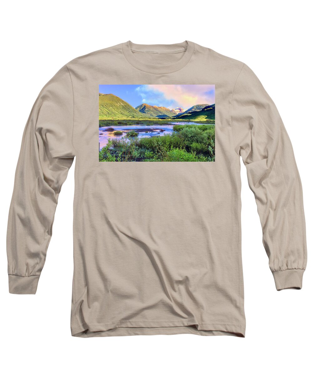 Crested Butte Long Sleeve T-Shirt featuring the photograph Crested Butte Sunrise by Lorraine Baum