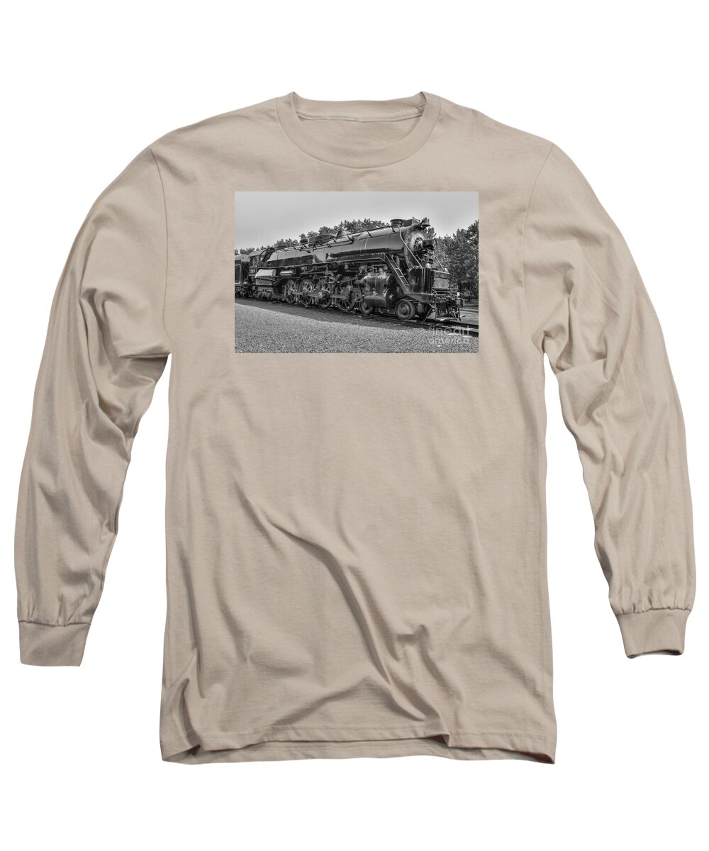 Trains Long Sleeve T-Shirt featuring the photograph Reading 2124 by Anthony Sacco