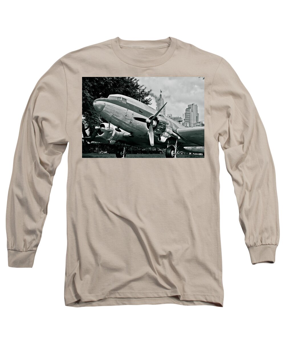 Dc3 Long Sleeve T-Shirt featuring the photograph Classic Aircraft Douglas DC-3 by Carlos Alkmin