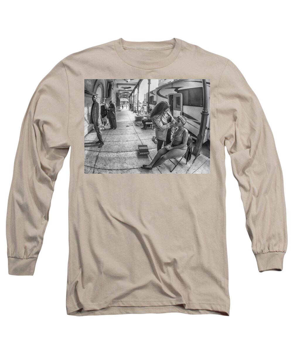 Milwaukee Downtown Long Sleeve T-Shirt featuring the photograph Show Time by Kristine Hinrichs