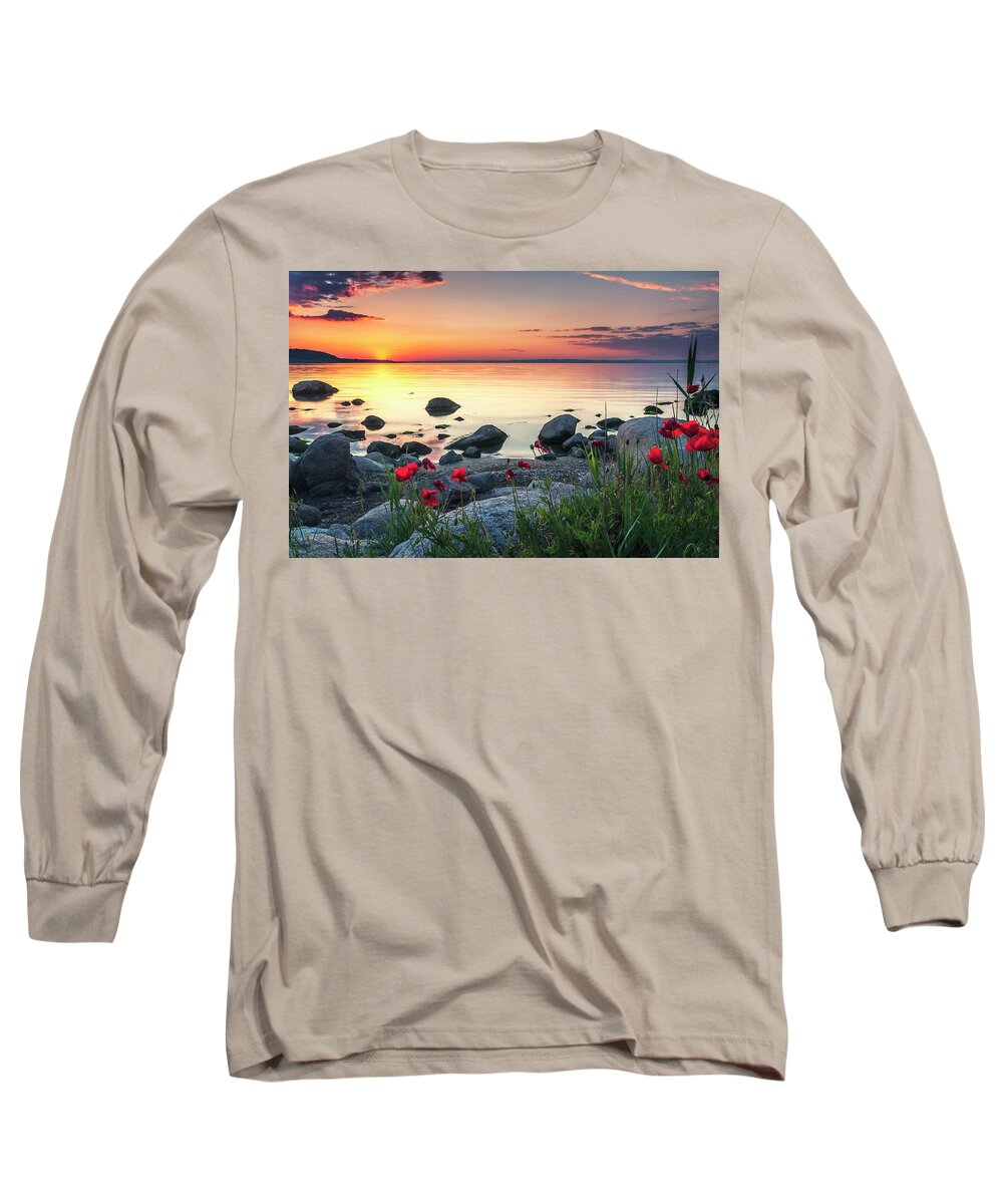 Sea Long Sleeve T-Shirt featuring the photograph Poppies By the Sea by Evgeni Dinev