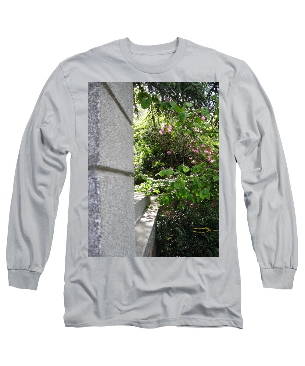 Seattle Long Sleeve T-Shirt featuring the photograph Corner Garden by David Trotter