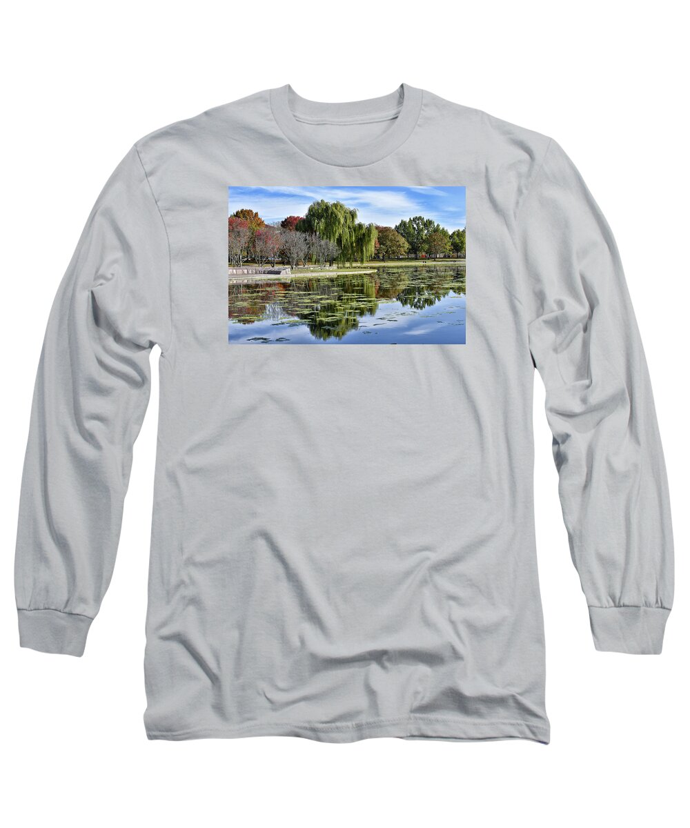 constitution Gardens Long Sleeve T-Shirt featuring the photograph Constitution Gardens on the National Mall by Brendan Reals