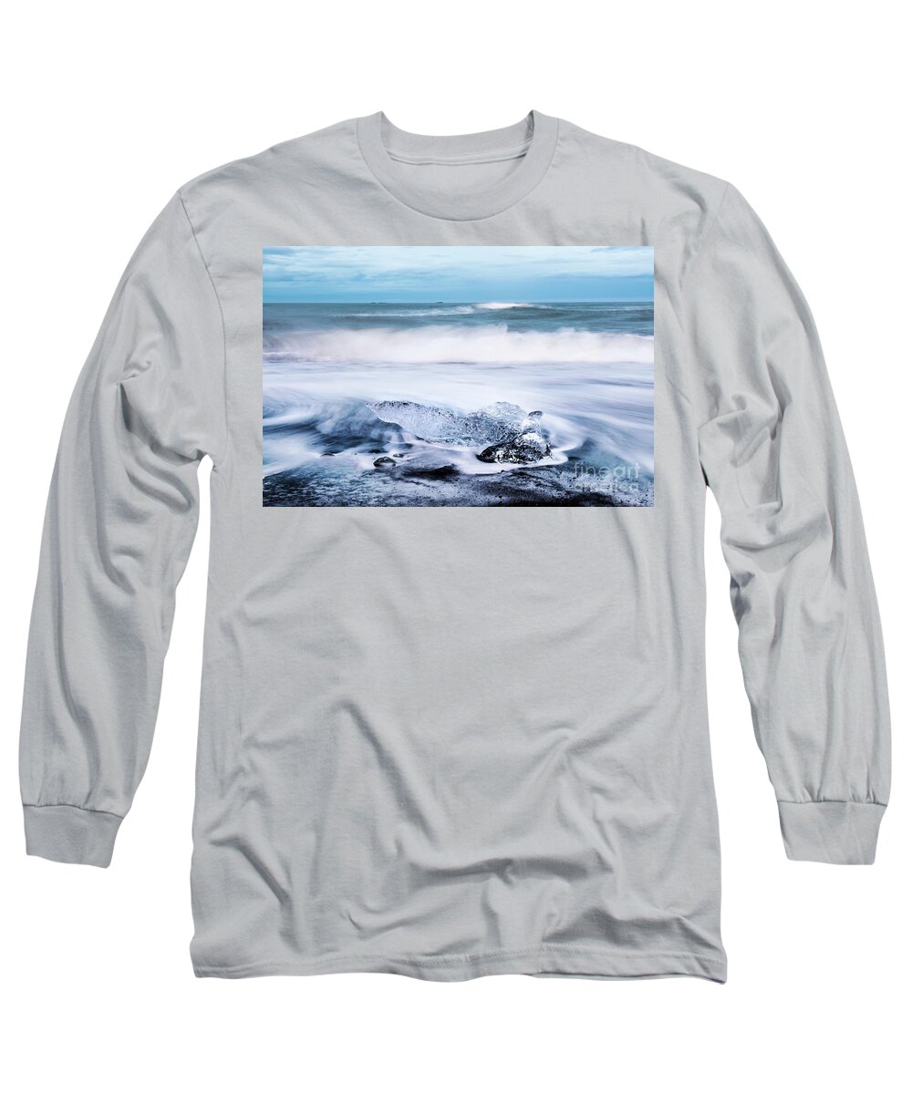 2017 Long Sleeve T-Shirt featuring the photograph Demanta beach iceland by Gunnar Orn Arnason