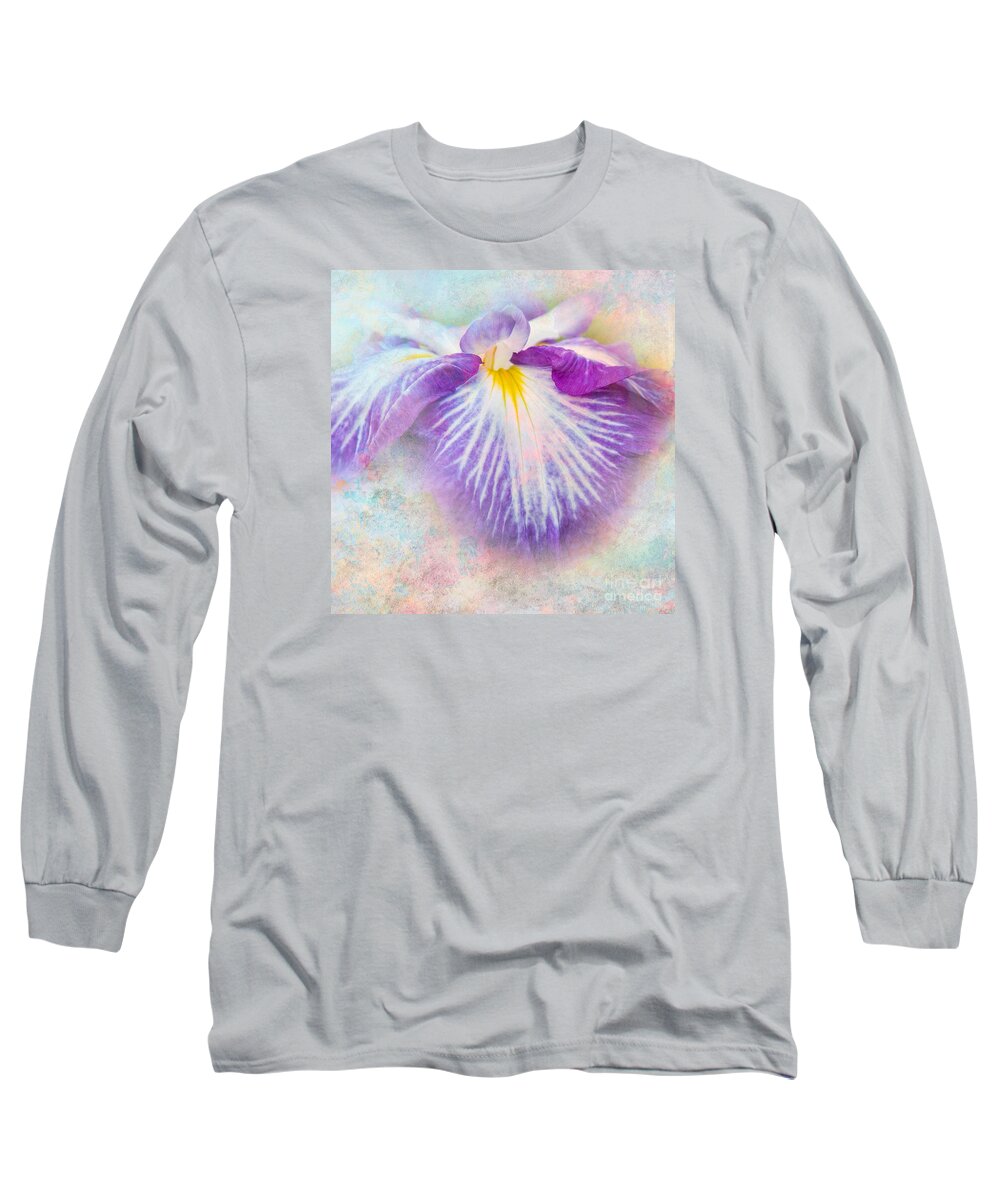 Iris Long Sleeve T-Shirt featuring the photograph Electric Heart by Marilyn Cornwell