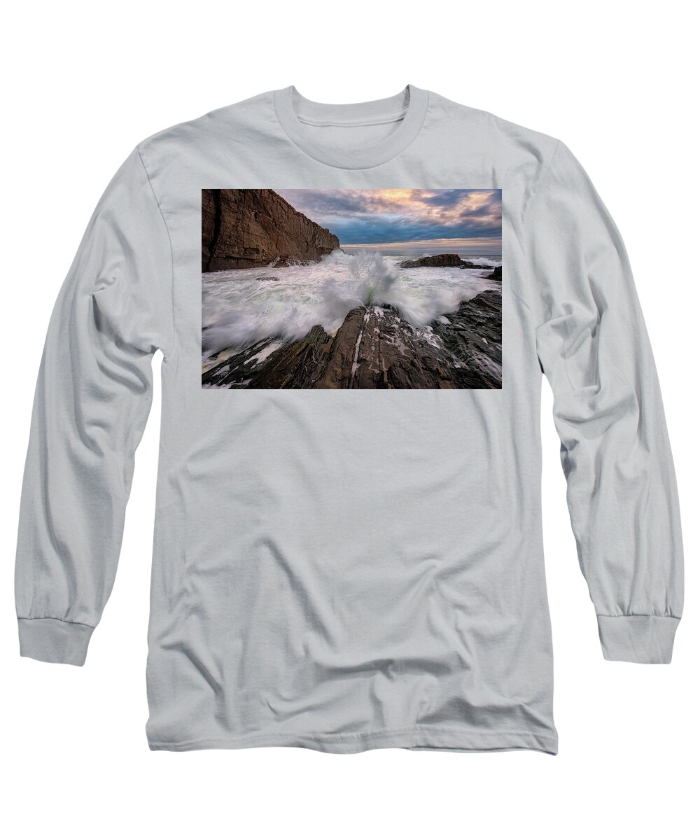 Bald Head Cliff Long Sleeve T-Shirt featuring the photograph High Tide at Bald Head Cliff by Rick Berk