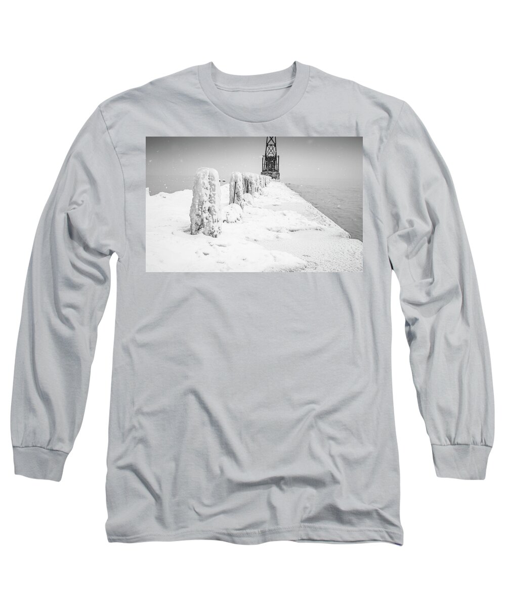 Baum Long Sleeve T-Shirt featuring the photograph Chicago Pier by Miguel Winterpacht