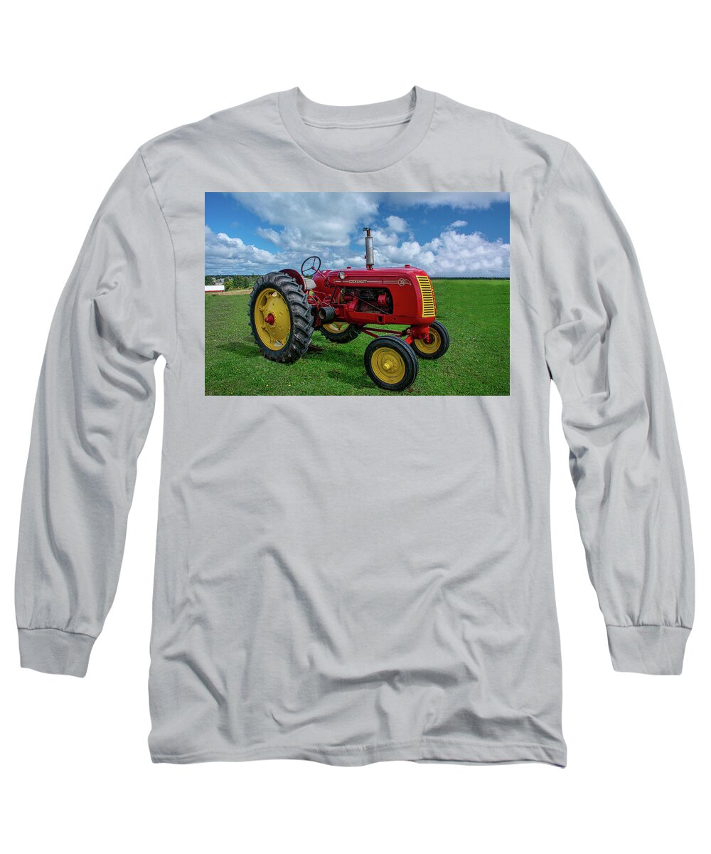 Cockshutt Long Sleeve T-Shirt featuring the photograph Cockshutt Model 30 Tractor by Douglas Wielfaert