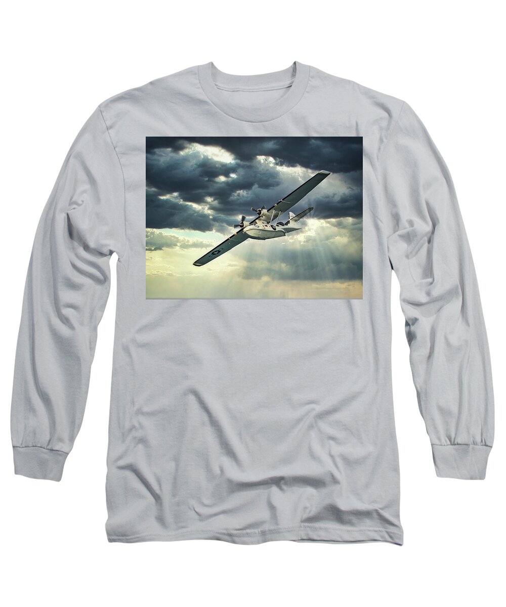 Catalina Long Sleeve T-Shirt featuring the photograph Searching by Martyn Boyd