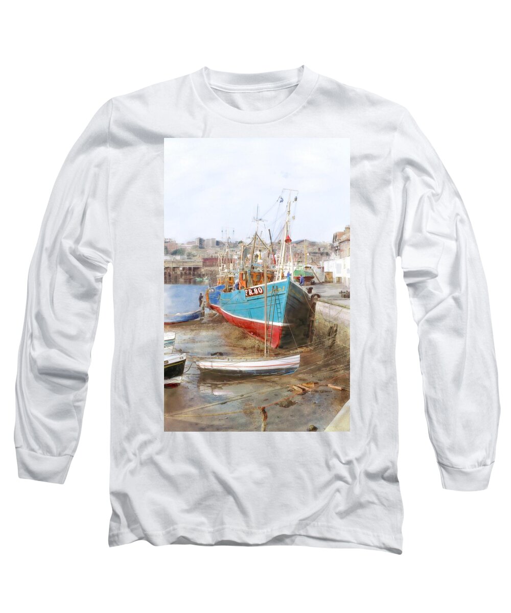 Fishing Long Sleeve T-Shirt featuring the photograph Scarborough Harbour by Ron Harpham