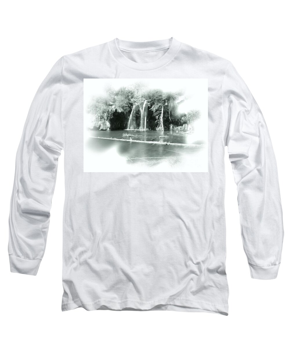 Lake Long Sleeve T-Shirt featuring the photograph Hanging Lake by Ellen Heaverlo