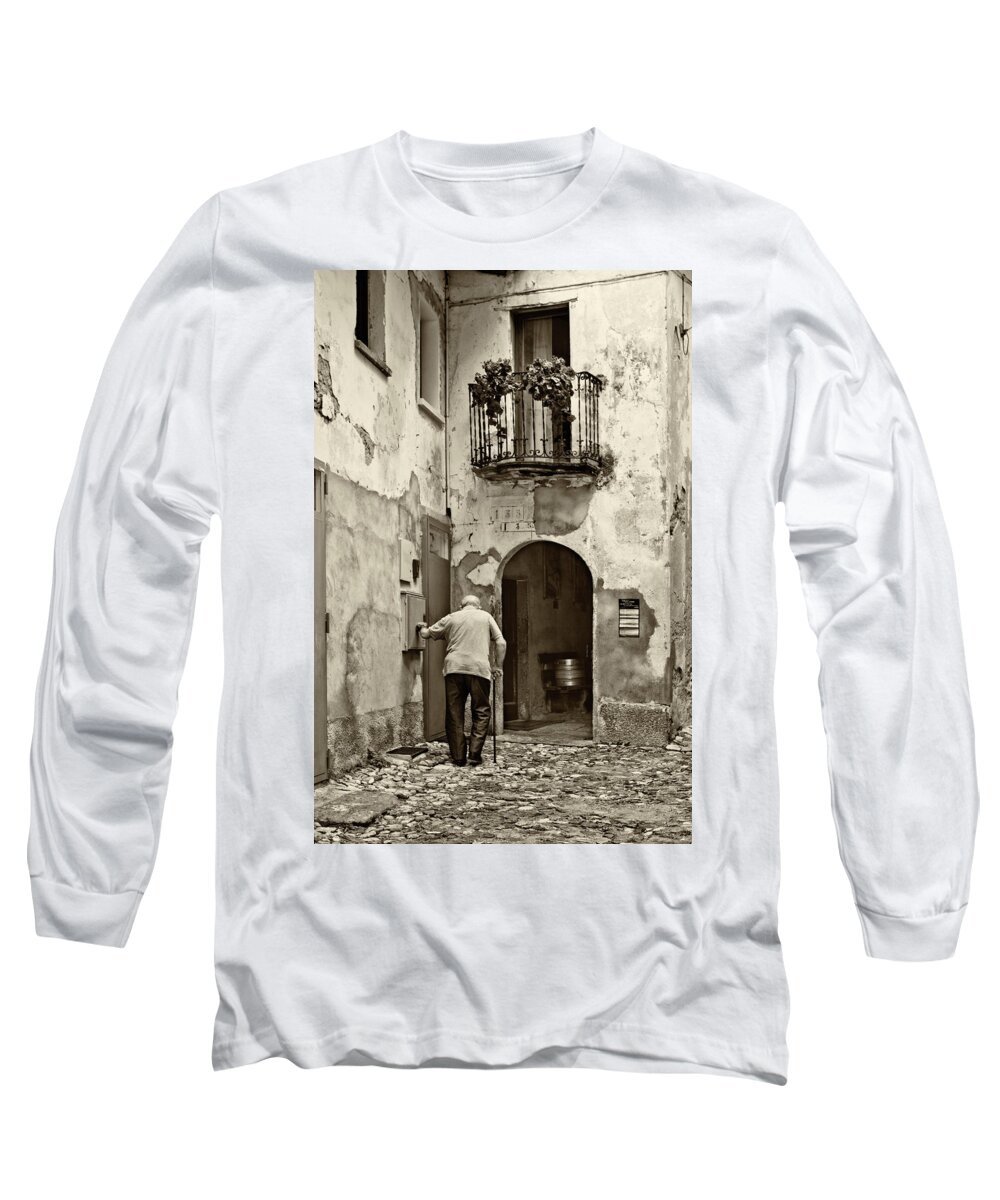 Arcumeggia Long Sleeve T-Shirt featuring the photograph Toward home by Roberto Pagani