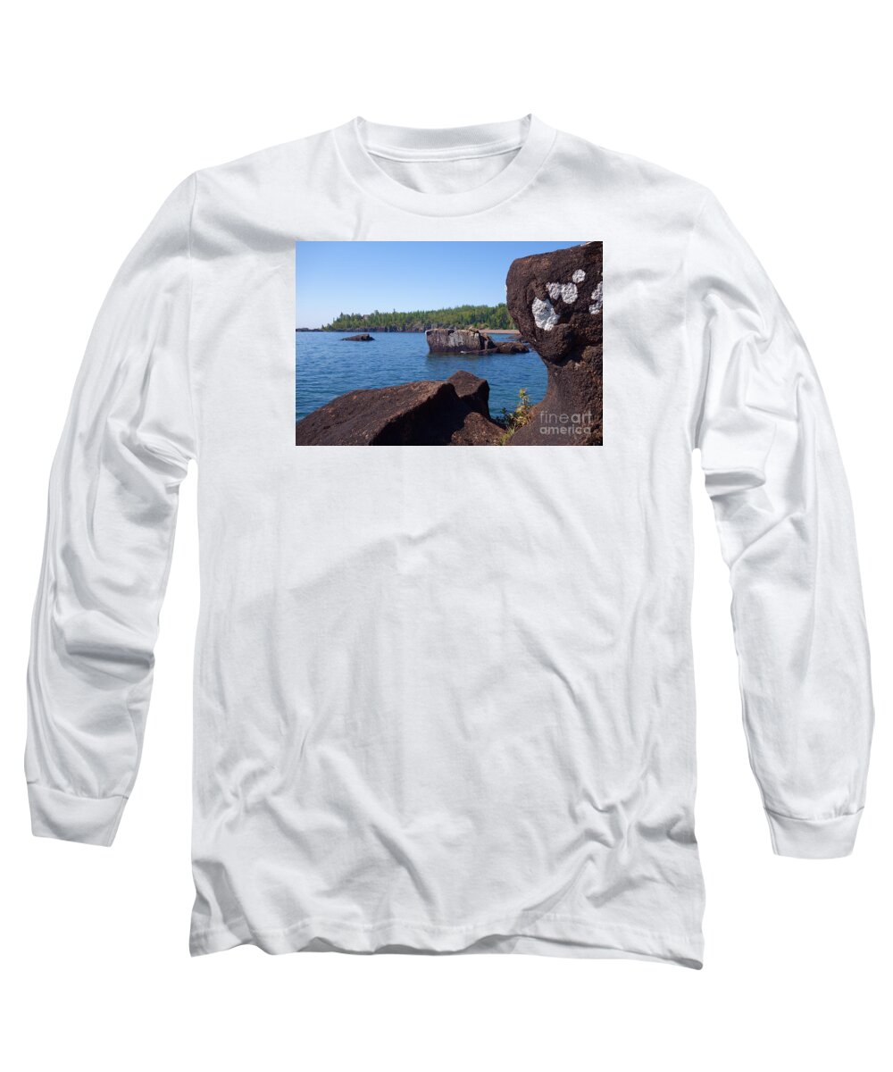 Rugged Rocky Shoreline Long Sleeve T-Shirt featuring the photograph A Superior View by Sandra Updyke