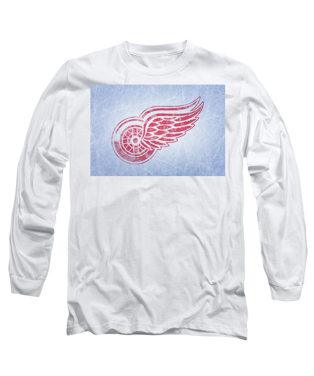 Detroit Red Wings Vintage Hockey at Center Ice T-Shirt by Design Turnpike -  Fine Art America