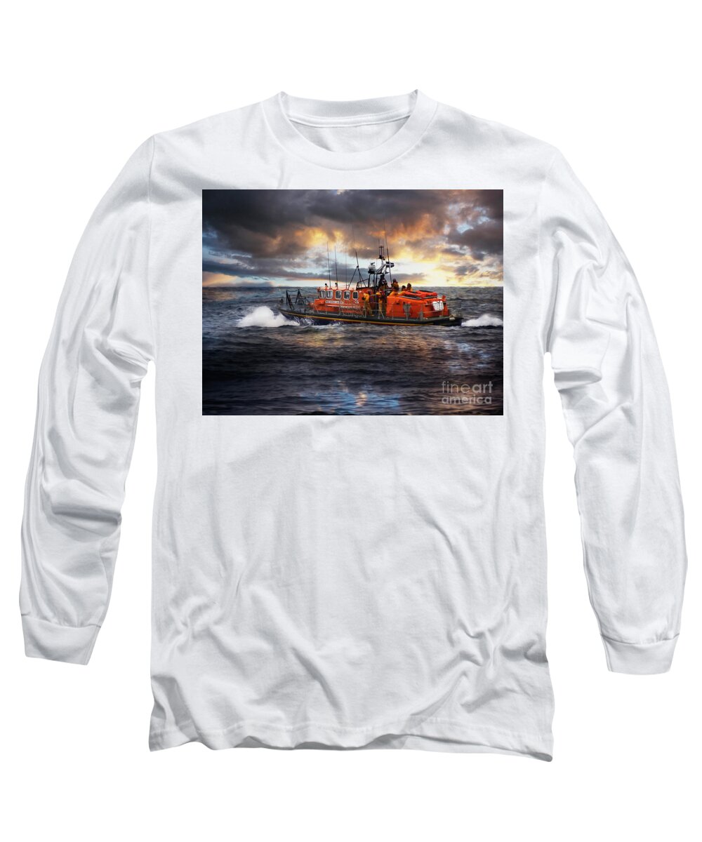 Dramatic Long Sleeve T-Shirt featuring the photograph Dramatic Once More Unto The Breach by Terri Waters