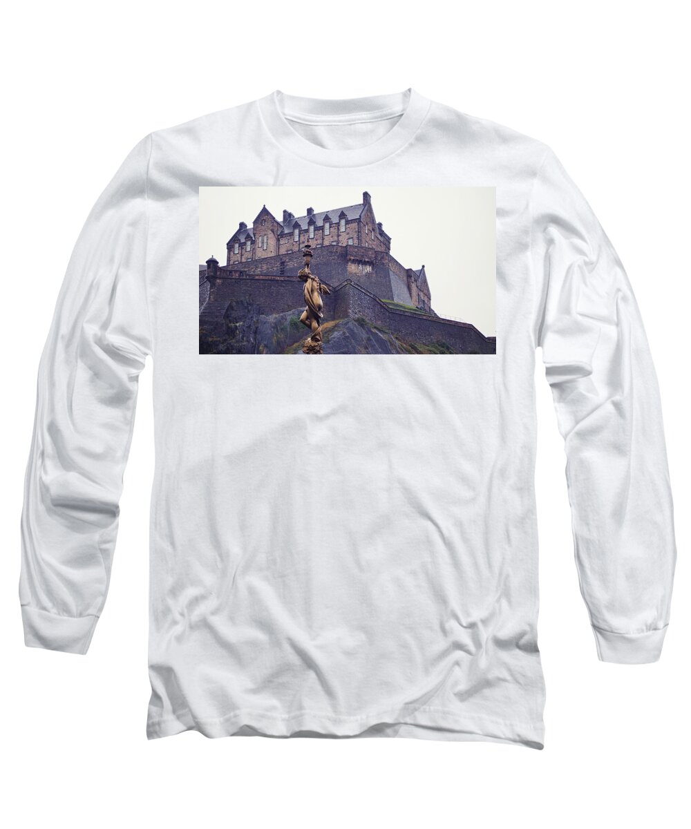 Edinburgh Long Sleeve T-Shirt featuring the photograph Edinburgh Castle by Takaaki Yoshikawa