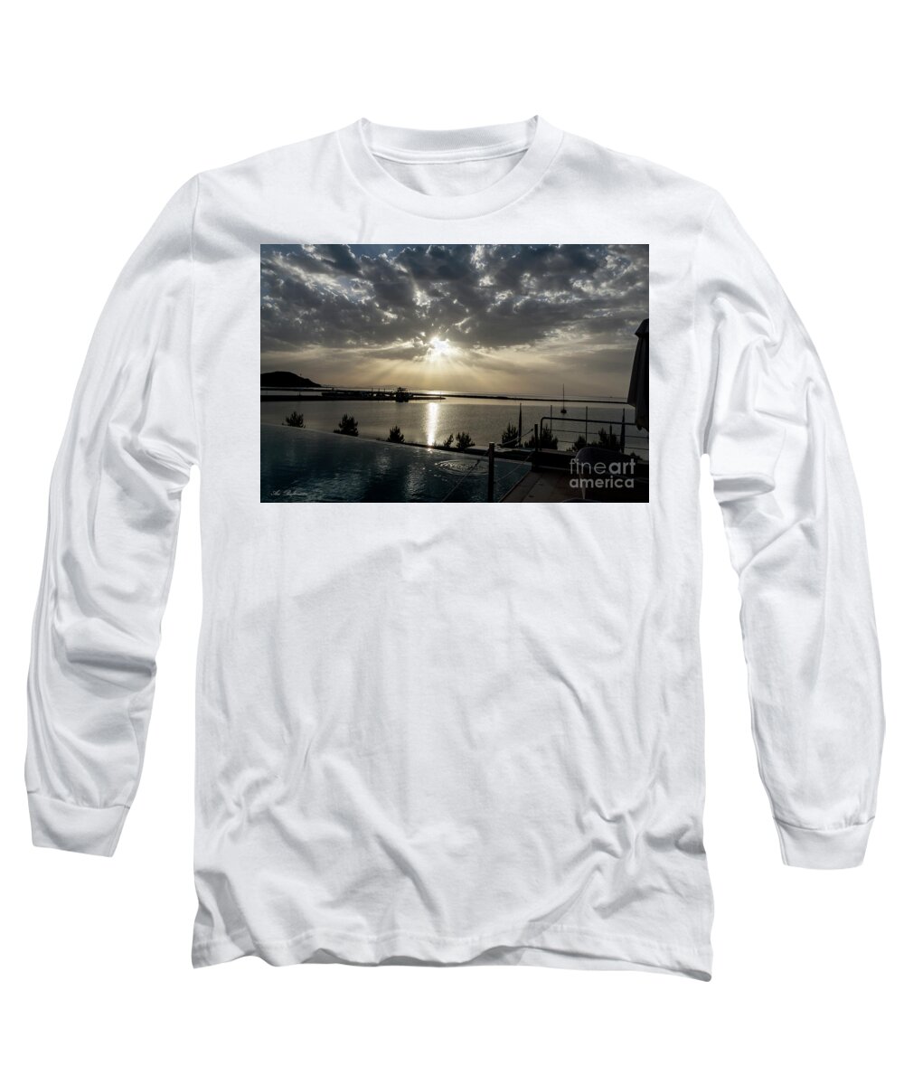 Vacation Long Sleeve T-Shirt featuring the photograph Good morning vacation by Arik Baltinester