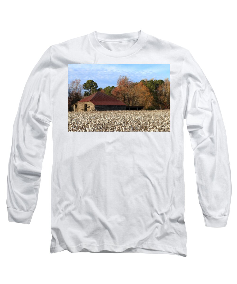 Old Long Sleeve T-Shirt featuring the photograph Shack in the Field by Travis Rogers