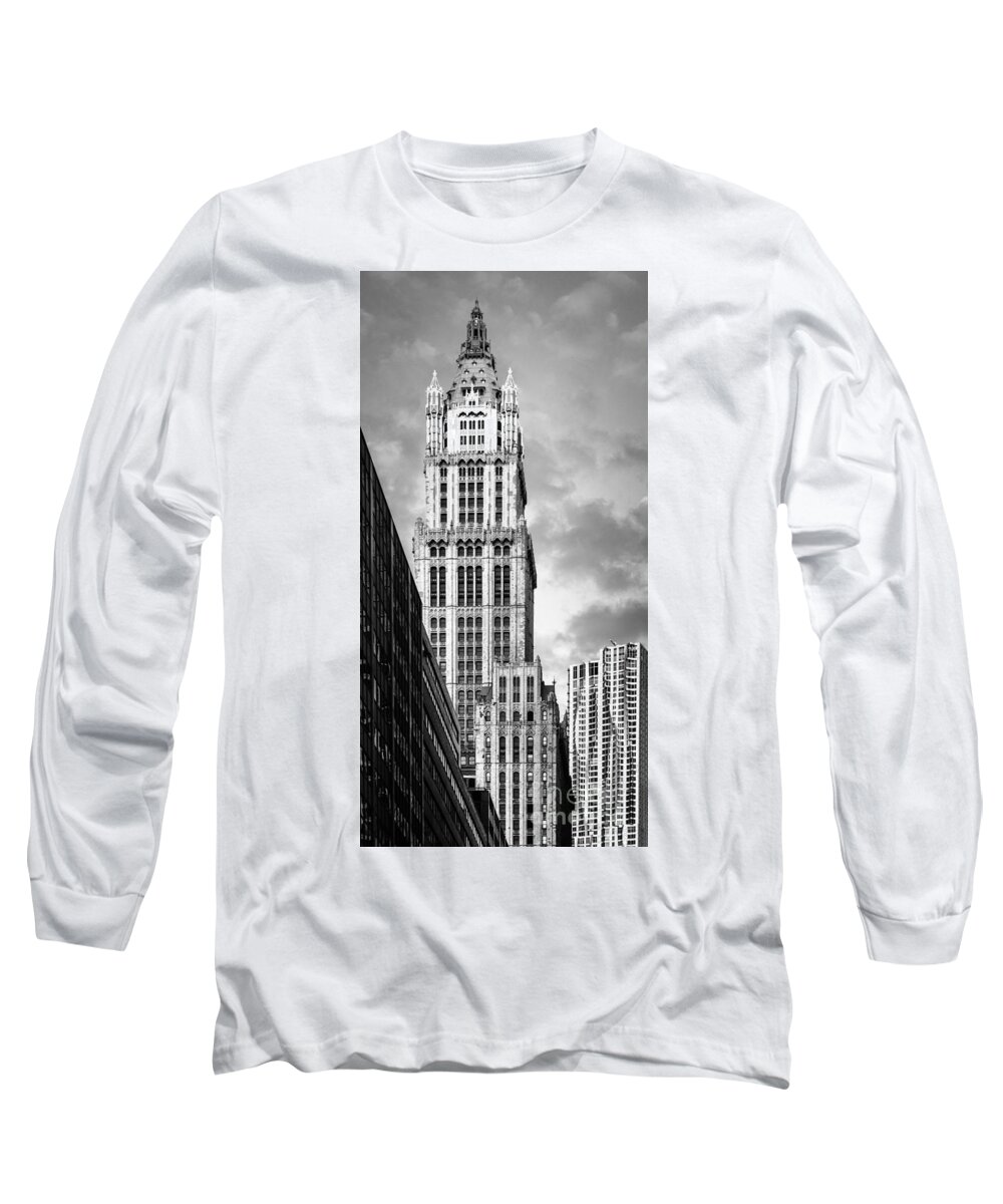  America Long Sleeve T-Shirt featuring the photograph Woolworth building by Juergen Held