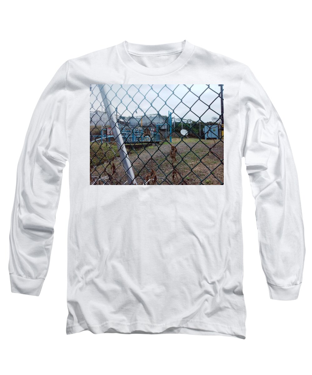  Long Sleeve T-Shirt featuring the photograph Gas Station by Nestor Cardona Cardona