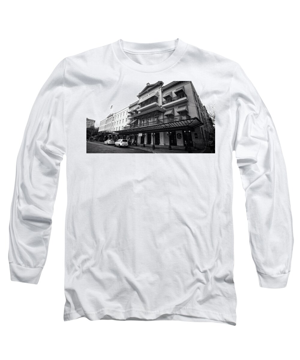 Architechture Long Sleeve T-Shirt featuring the photograph Menger Hotel by George Taylor