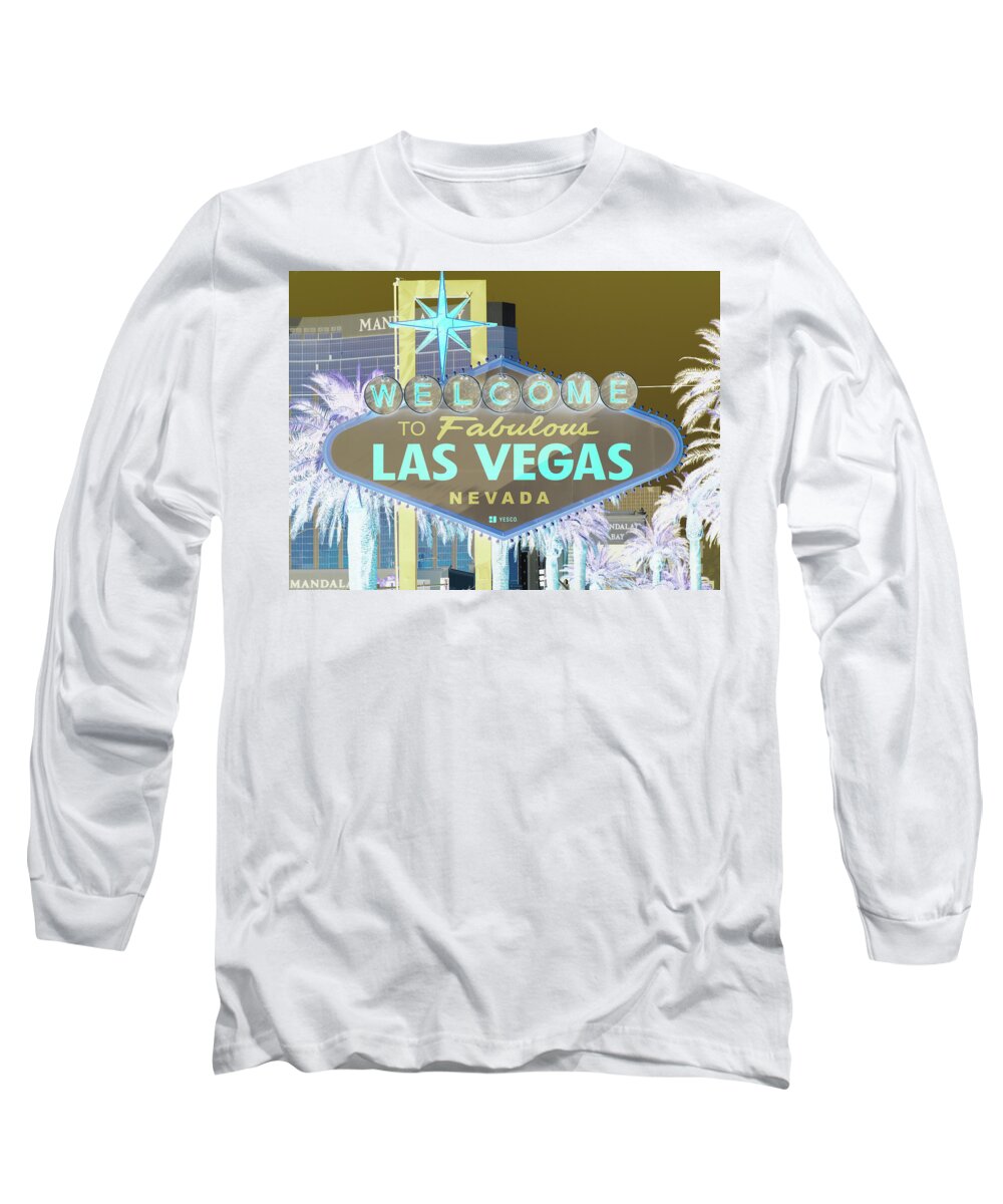  Long Sleeve T-Shirt featuring the photograph Fabulous by Rodney Lee Williams