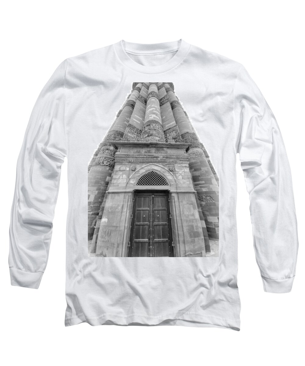 All Long Sleeve T-Shirt featuring the digital art Qutub Minar in India Black and White KN66 by Art Inspirity