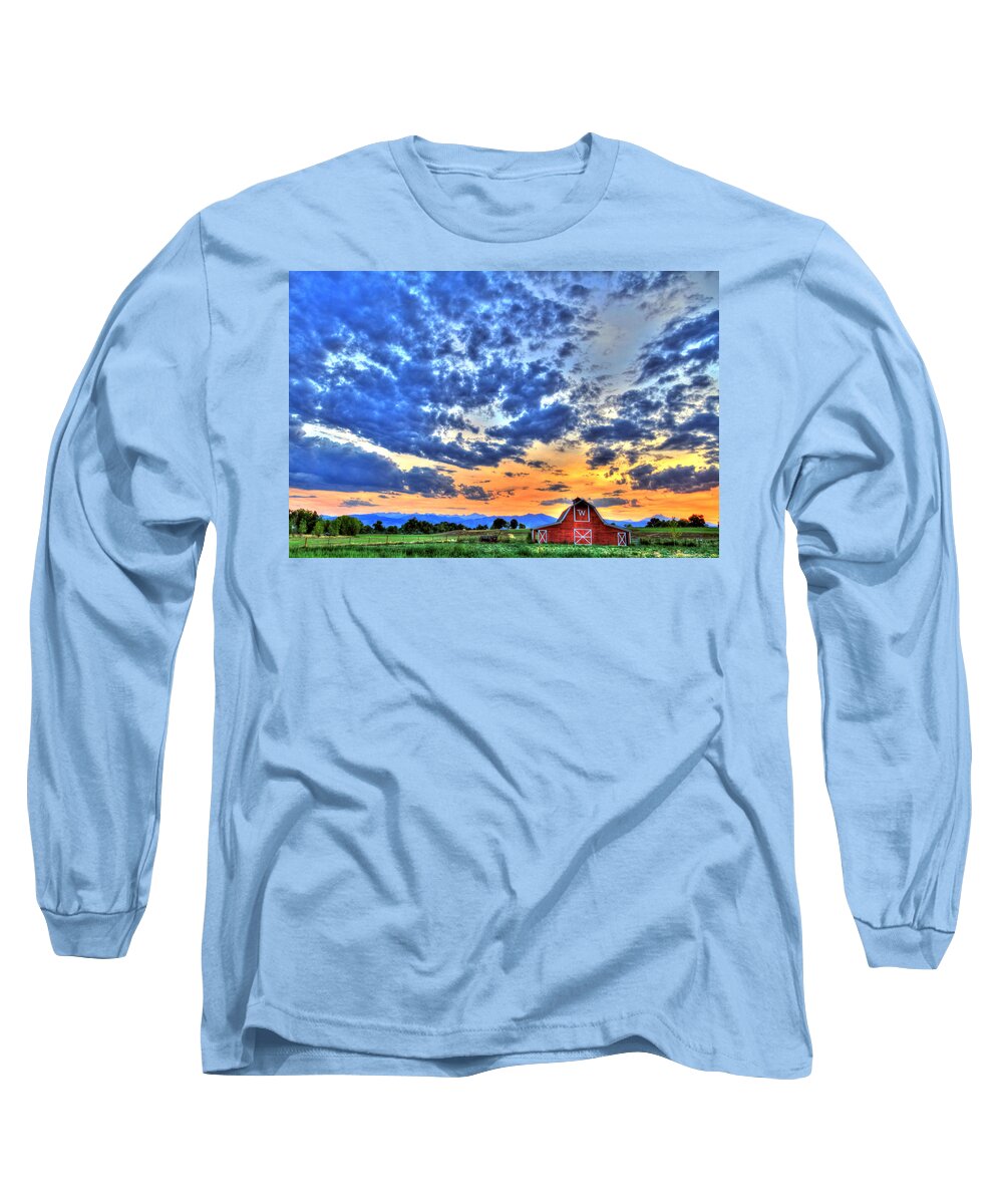 Colorado Long Sleeve T-Shirt featuring the photograph Barn and Sky by Scott Mahon
