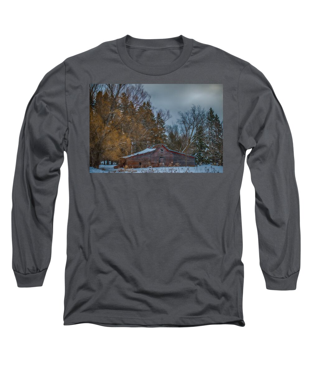 Old Barn Long Sleeve T-Shirt featuring the photograph Small Barn #1 by Paul Freidlund