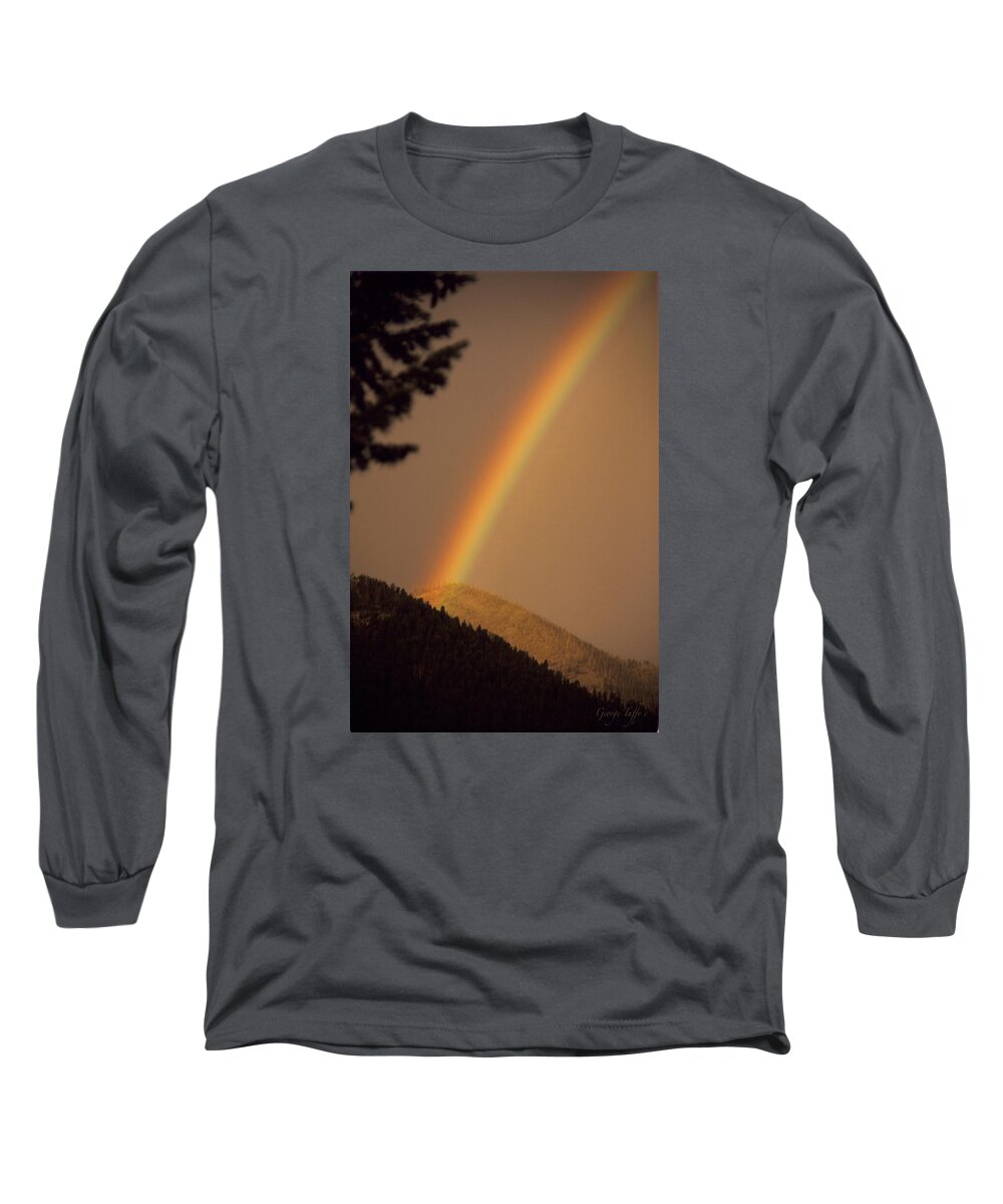 Rainbow Weather Sky Sugarloafmountain Simple Zen Colorado Rocky Mountains Long Sleeve T-Shirt featuring the photograph Morning rainbow by George Tuffy
