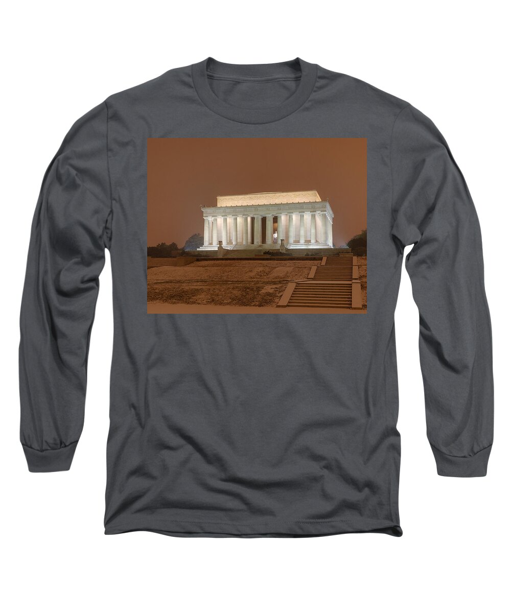 Metro Long Sleeve T-Shirt featuring the photograph Waiting For The Snow by Metro DC Photography