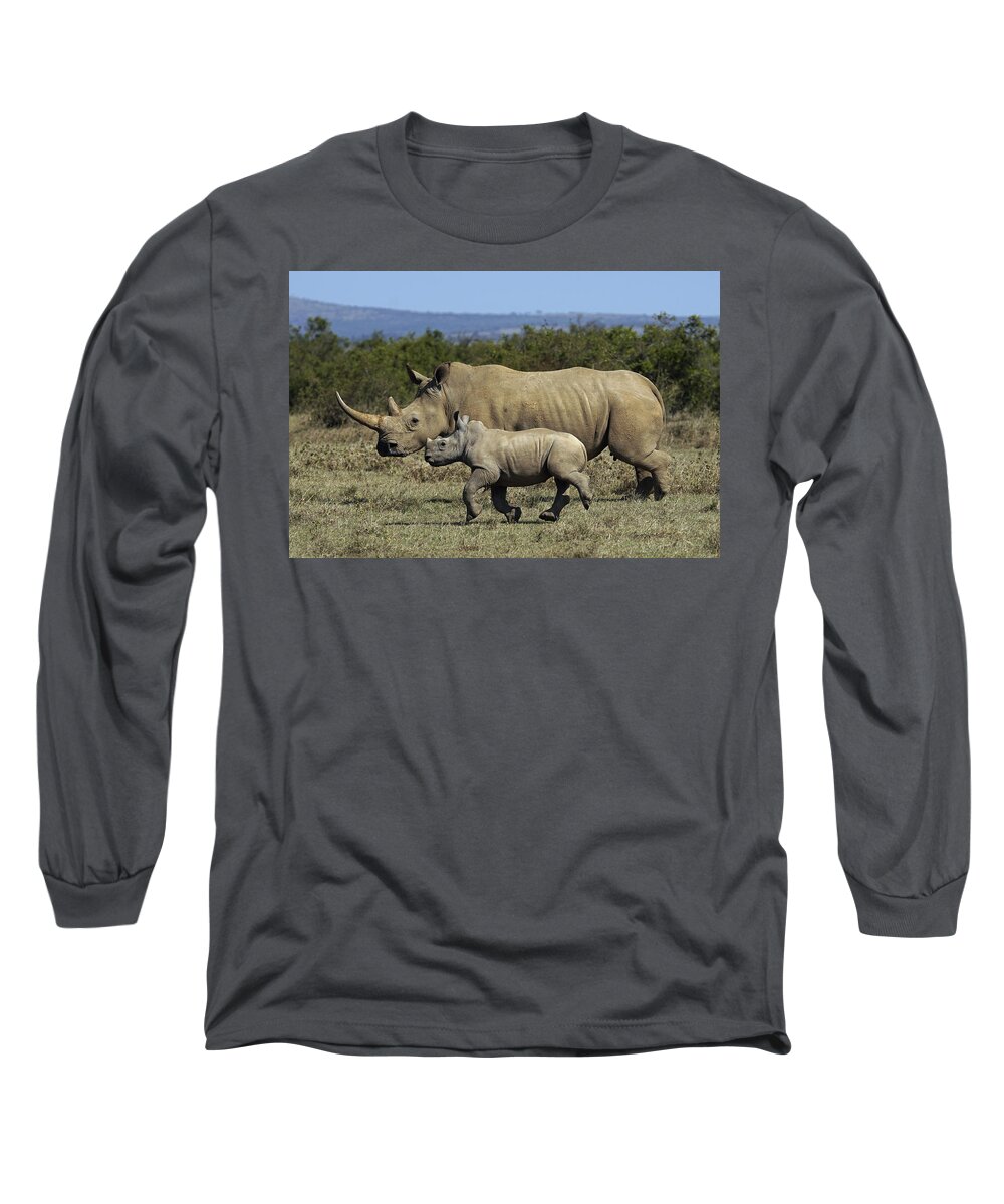 Hiroya Minakuchi Long Sleeve T-Shirt featuring the photograph White Rhinoceros And Calf Kenya by Hiroya Minakuchi
